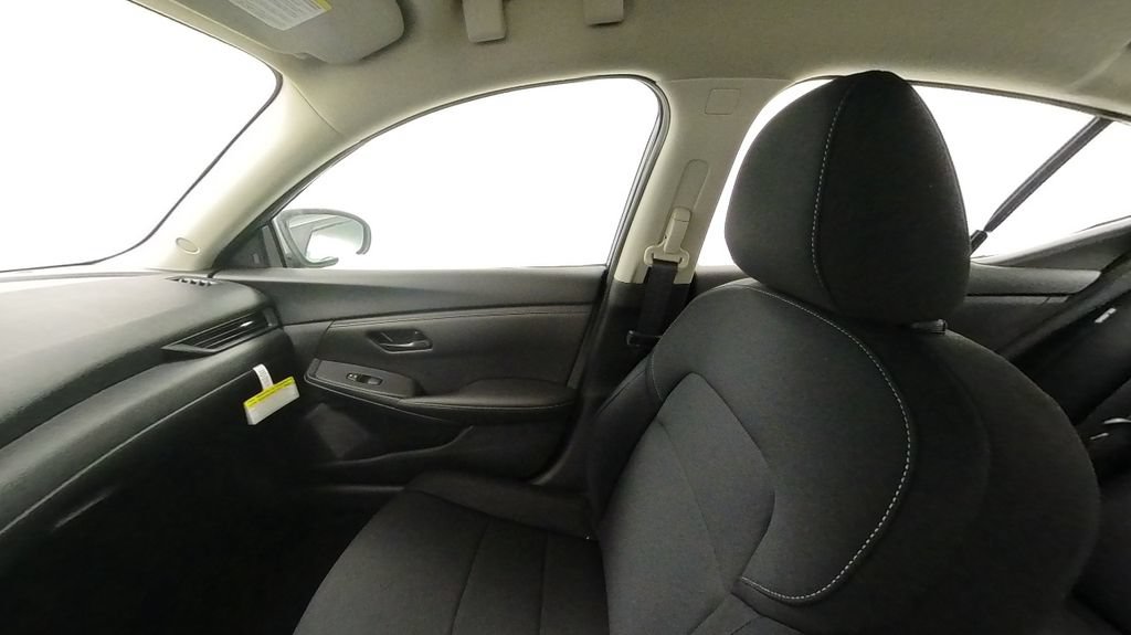 Used 2024 Nissan Sentra S FWD image 20