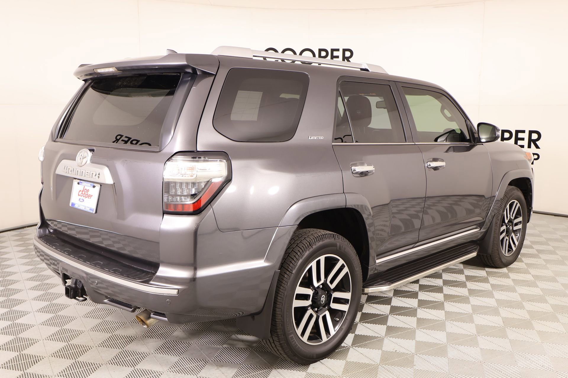 Used 2019 Toyota 4Runner Limited image 21