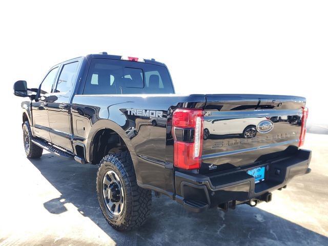 Used 2024 Ford F250 Lariat w/ Lariat Ultimate Package image 3