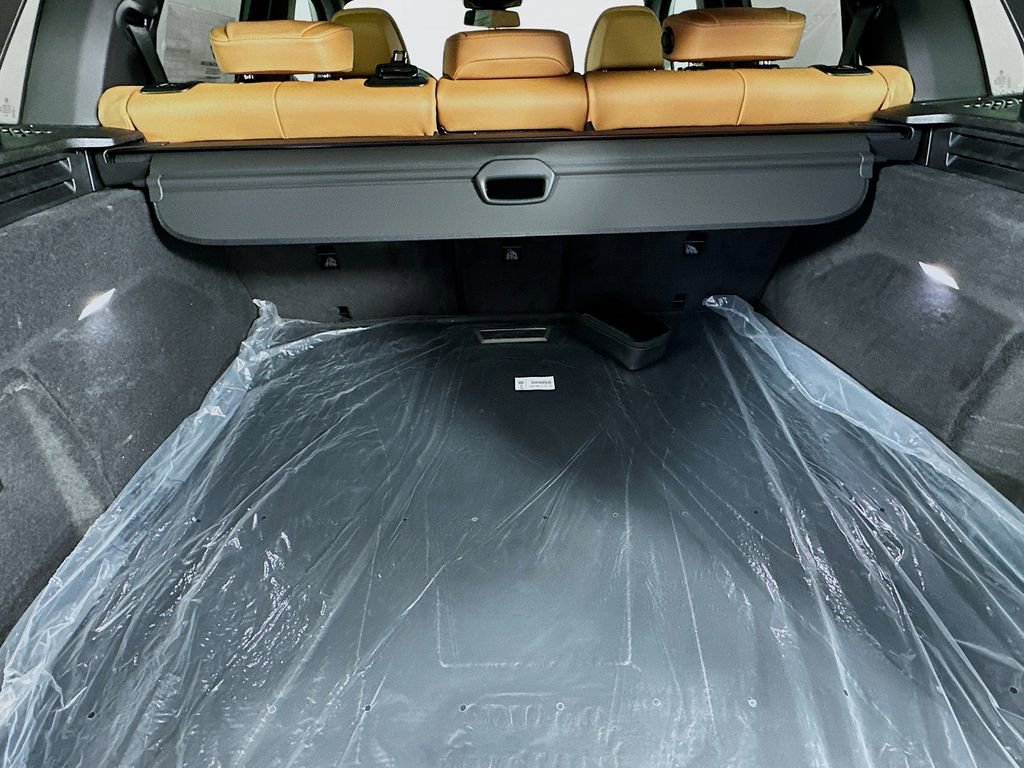New 2026 BMW X5 xDrive40i w/ Climate Comfort Package image 34