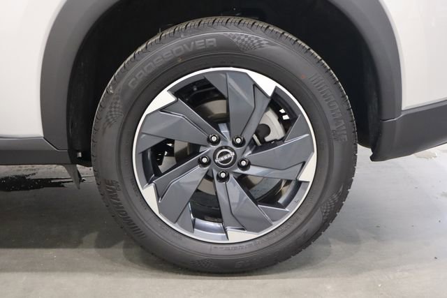 Used 2024 Nissan Rogue SV image 42