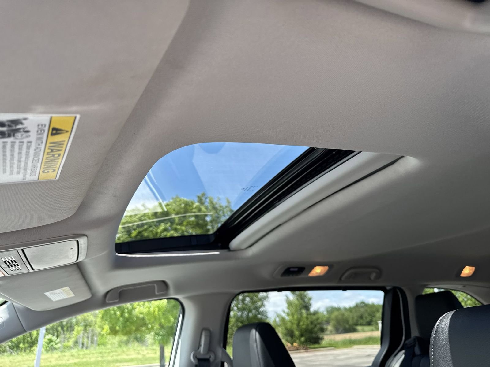 Used 2025 Honda Odyssey EX-L image 24