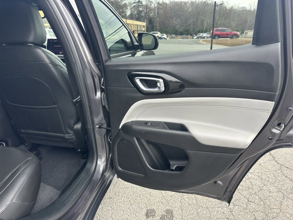 Used 2024 Jeep Compass Limited image 15