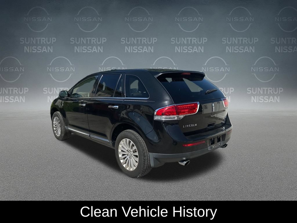 Used 2013 Lincoln MKX FWD w/ Wood Pkg image 3