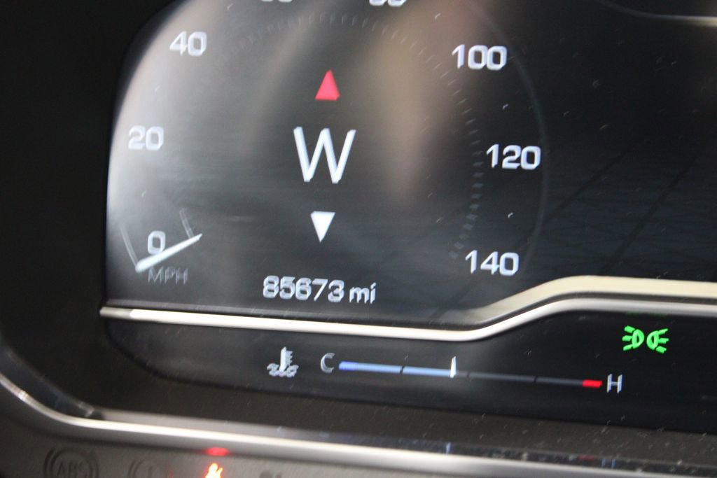 Used 2022 GMC Yukon AT4 w/ Max Trailering Package image 16