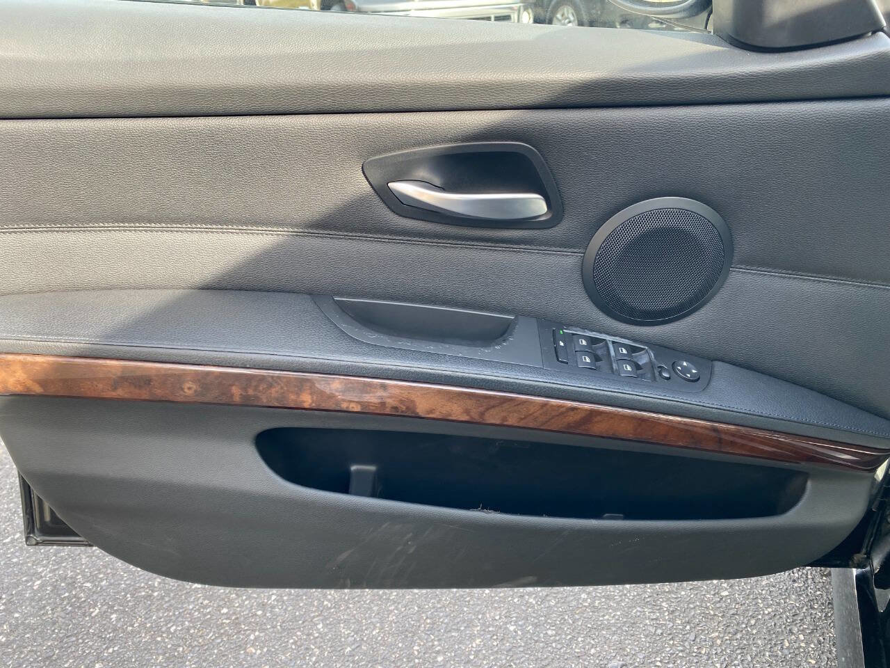 Used 2010 BMW 328i xDrive Sedan image 11