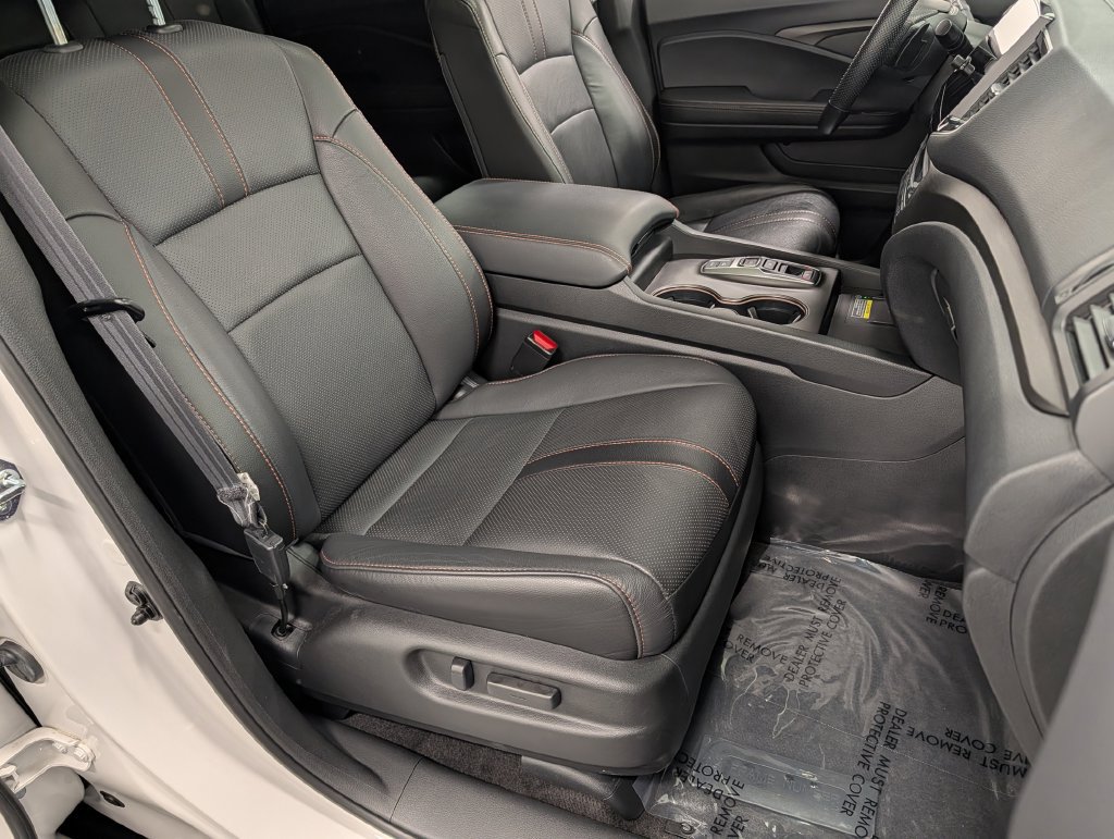Certified 2024 Honda Passport TrailSport image 28