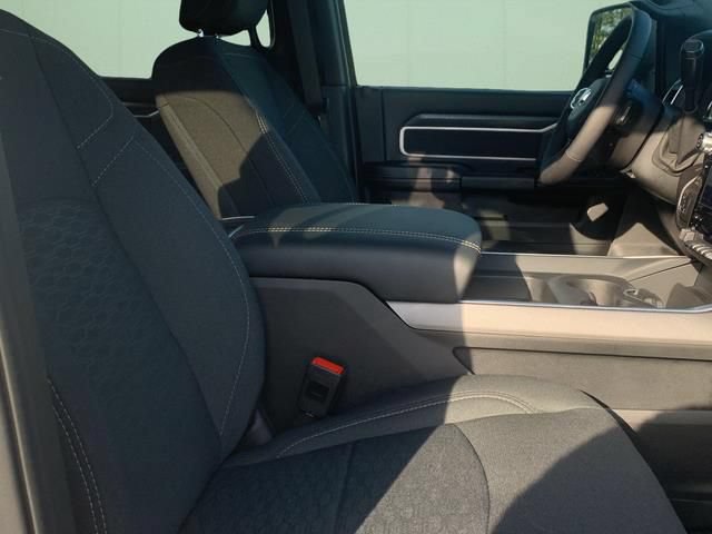 New 2026 RAM 2500 Big Horn AWD/4WD image 41