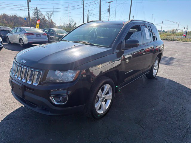 Used 2015 Jeep Compass High Altitude FWD image 3