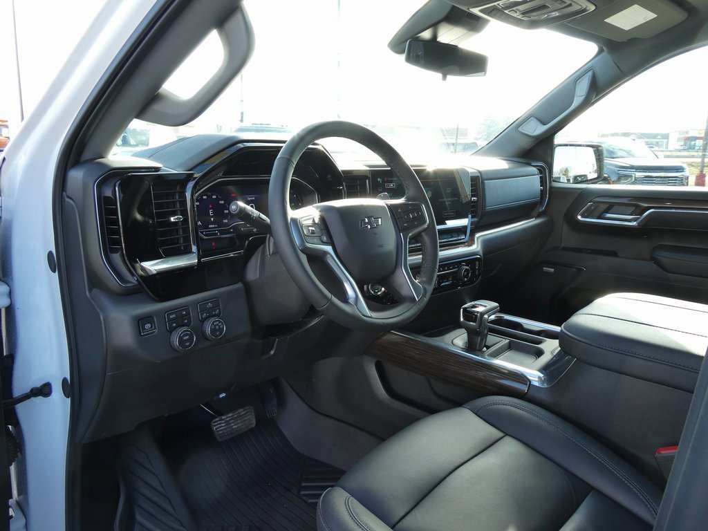 Certified 2025 Chevrolet Silverado 1500 LT Trail Boss w/ Convenience Package II image 21