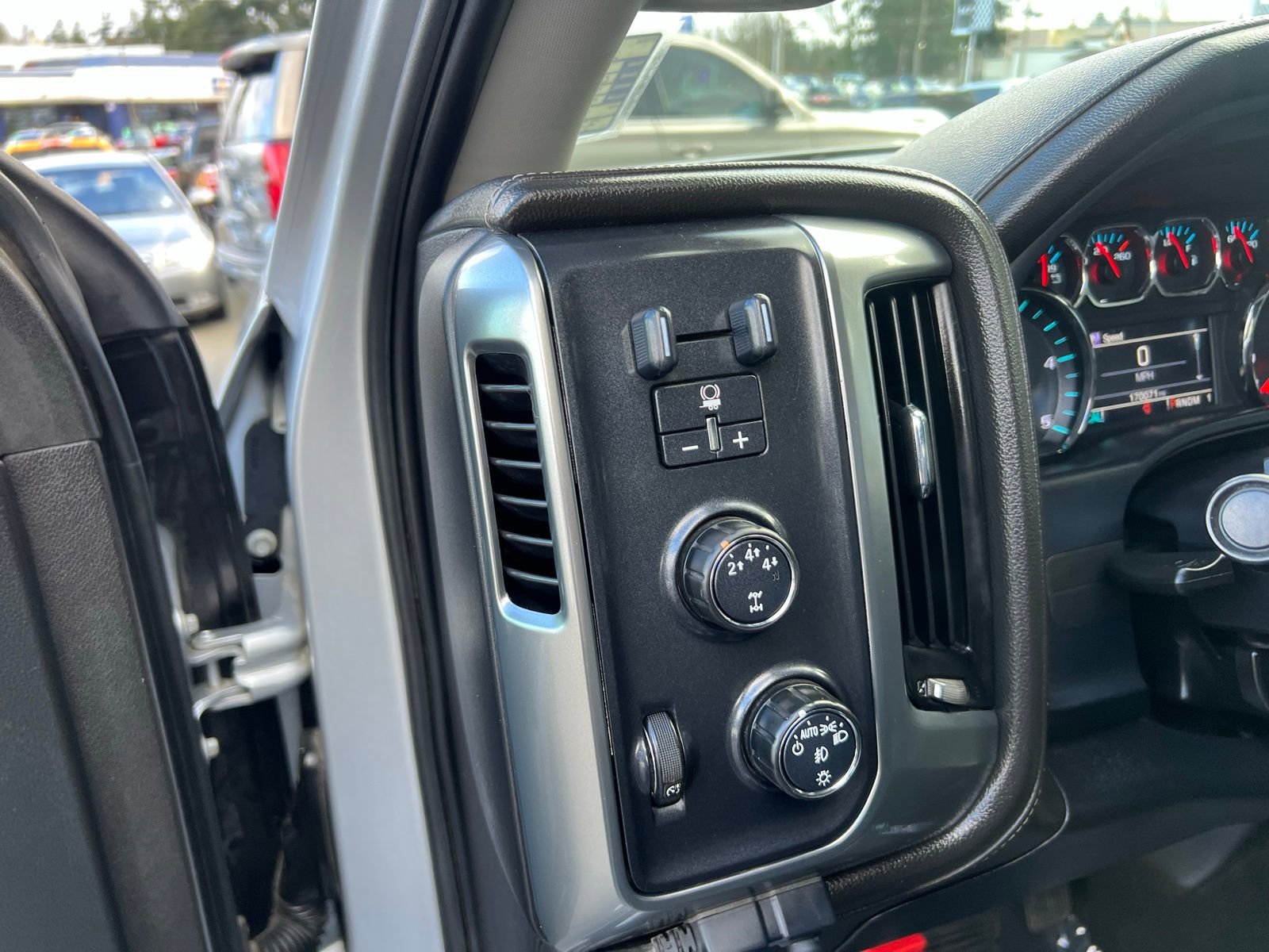 Used 2016 Chevrolet Silverado 2500 LTZ w/ Z71 Package, Off-Road image 22