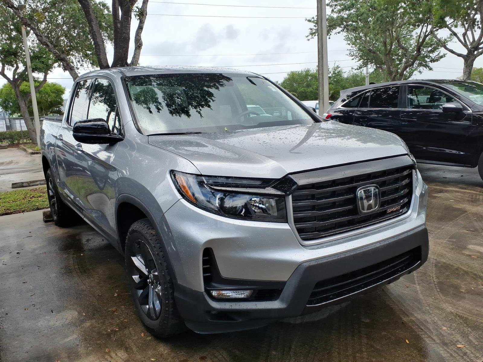 Used 2023 Honda Ridgeline Sport image 5