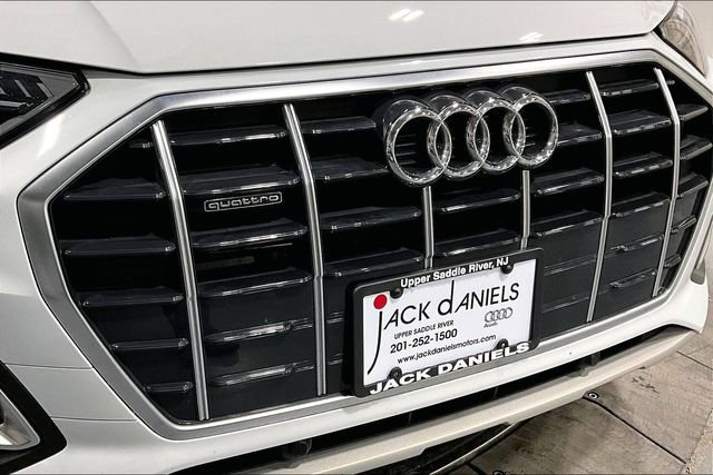 Used 2023 Audi Q5 2.0T Premium w/ Convenience Package image 29
