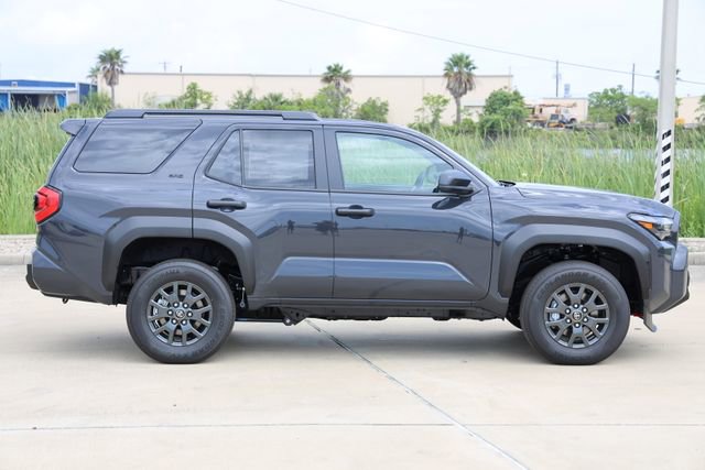 New 2026 Toyota 4Runner SR5 RWD image 4