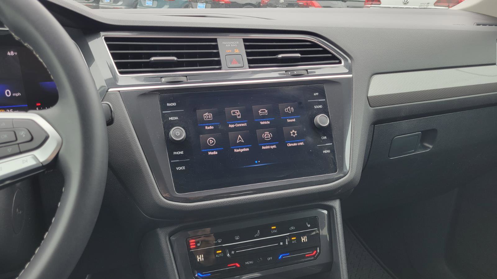 Certified 2023 Volkswagen Tiguan SE image 27