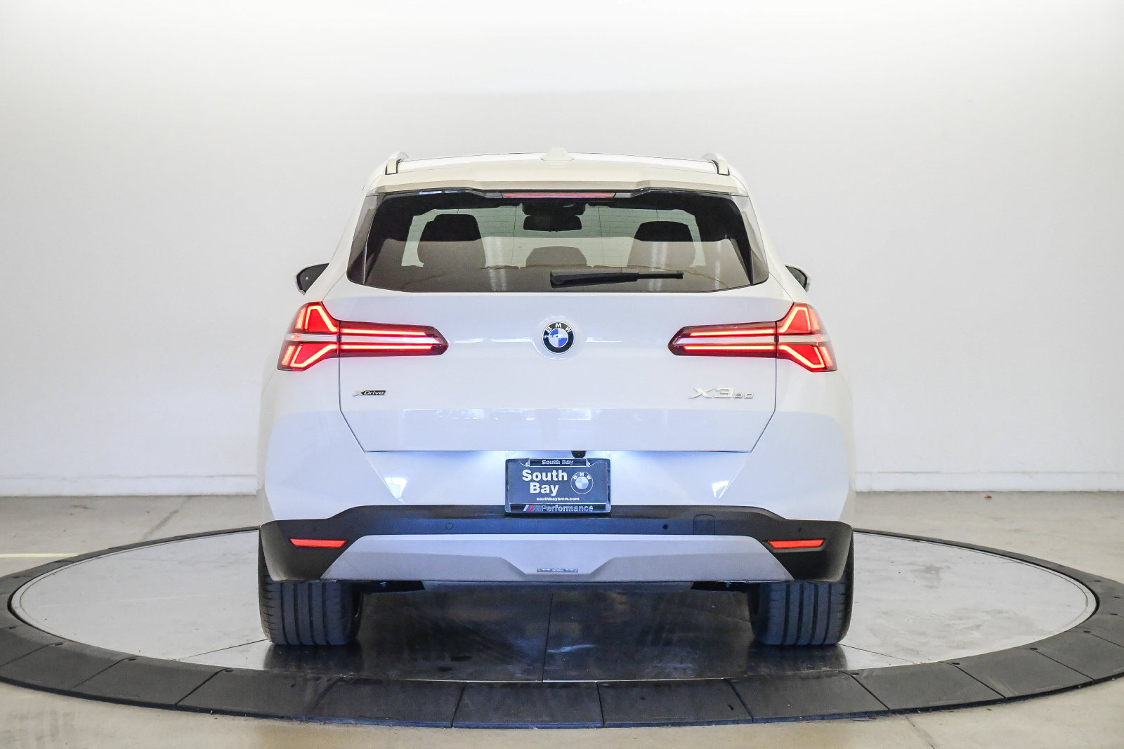 Used 2026 BMW X3 xDrive30i AWD/4WD image 3