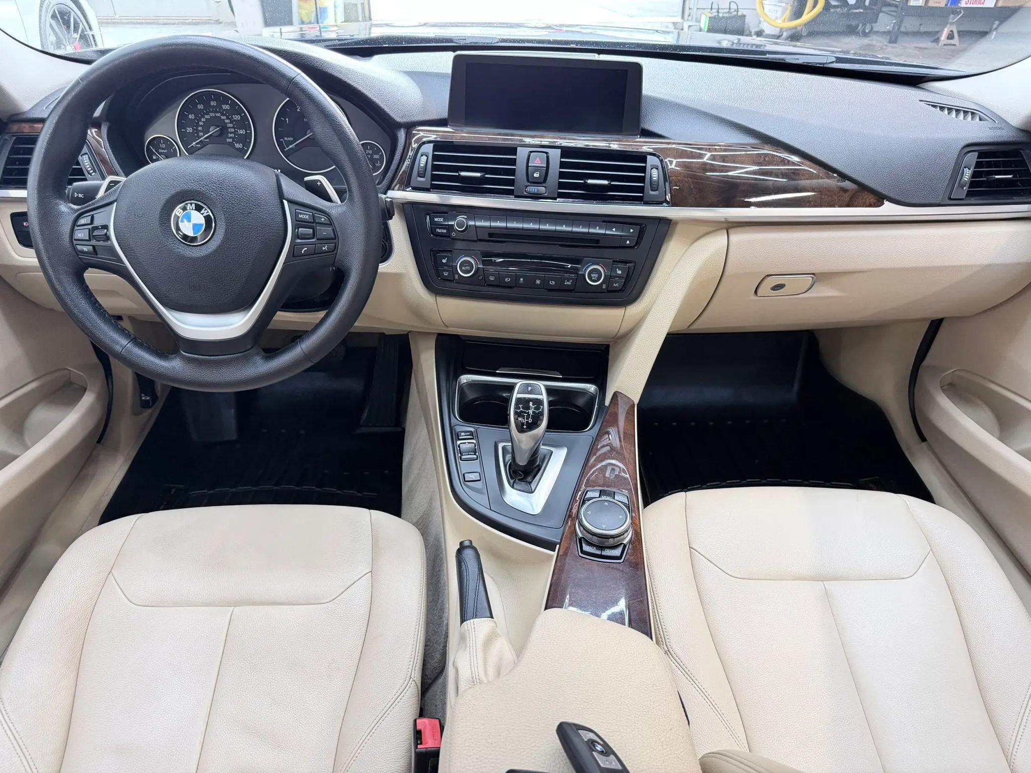 Used 2015 BMW 328d xDrive Wagon image 14