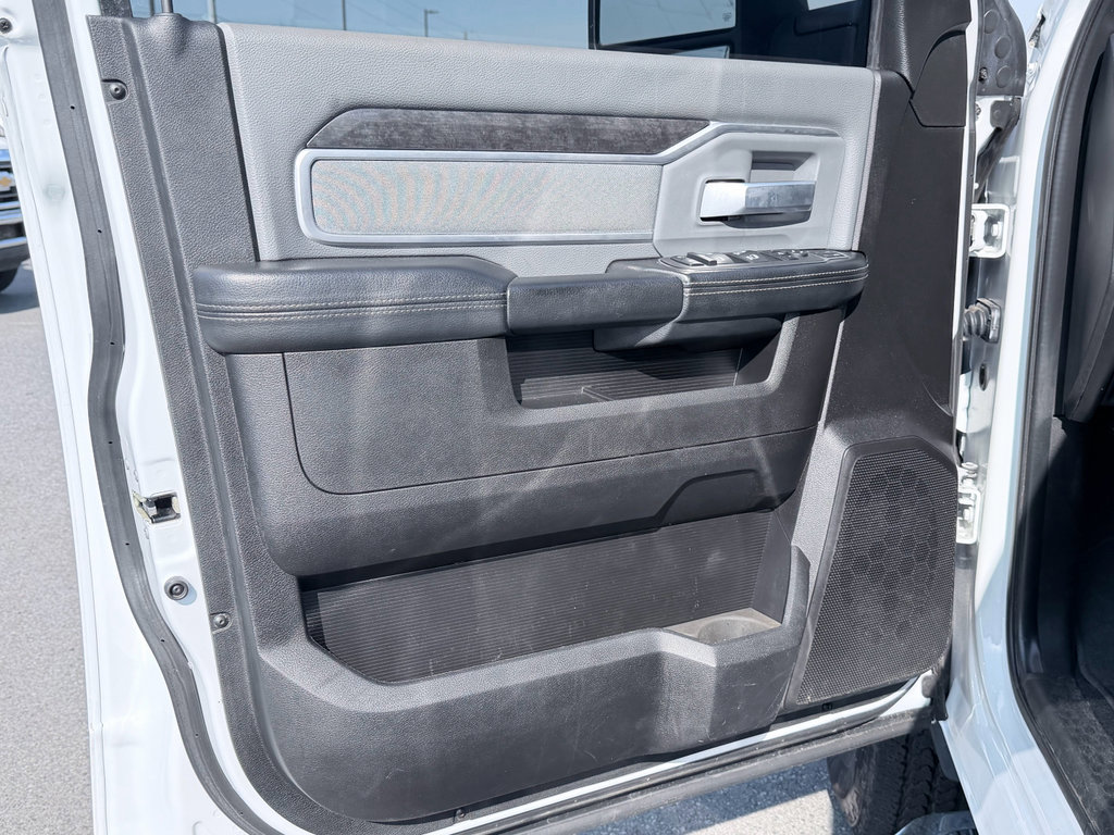 Used 2023 RAM 3500 Big Horn w/ Level 1 Equipment Group image 31