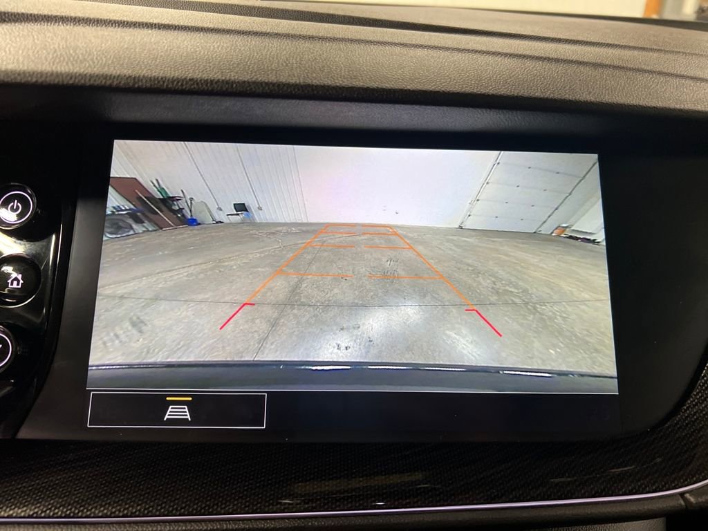 Certified 2023 Buick Envision Essence image 24