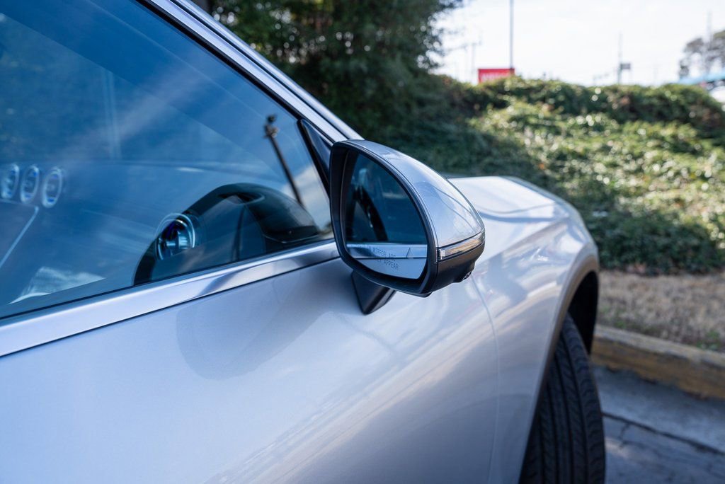 Used 2023 Mercedes-Benz GLC 300 4MATIC w/ Pinnacle Trim Package image 31