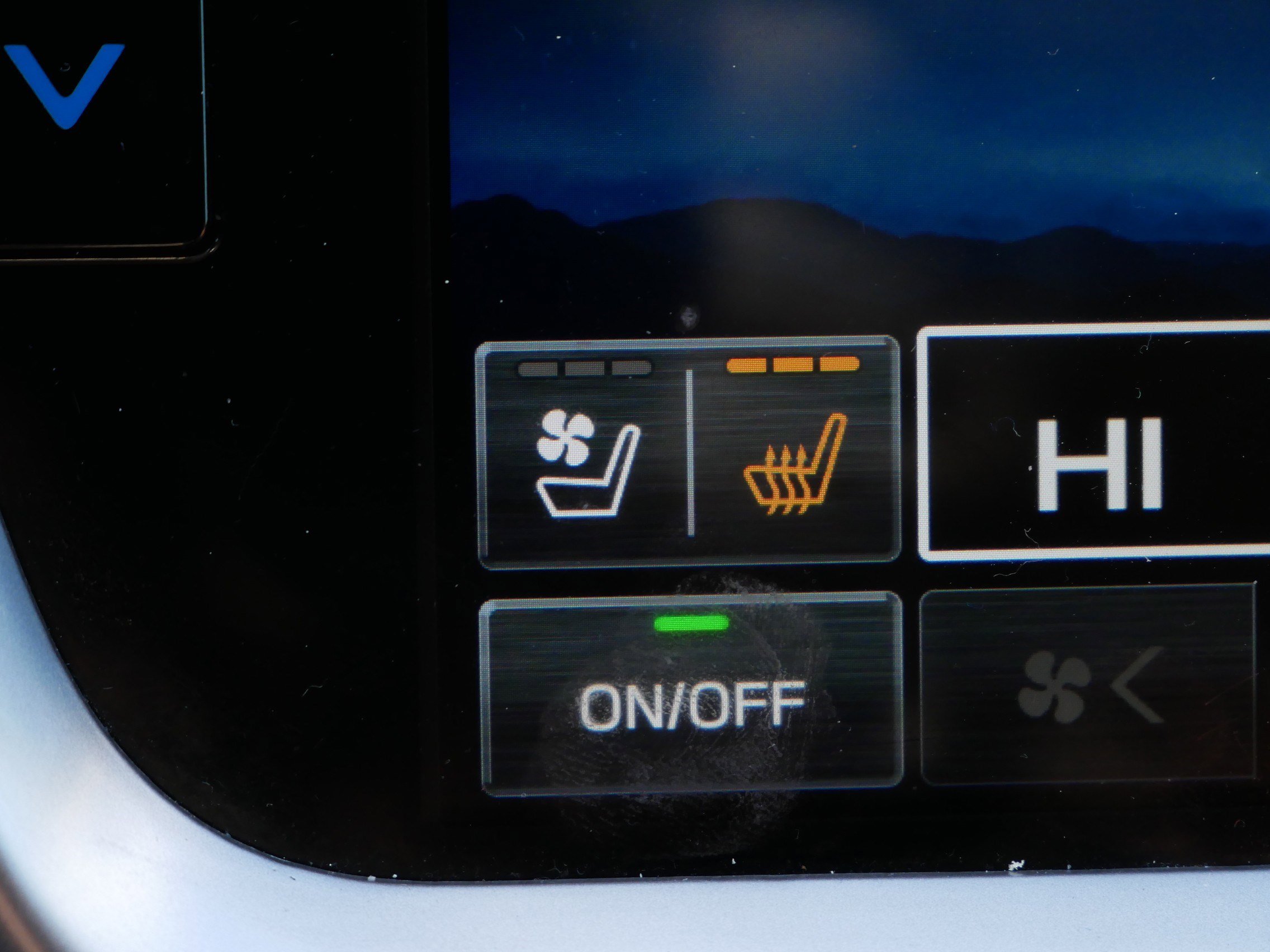 Used 2021 Subaru Outback Touring image 28