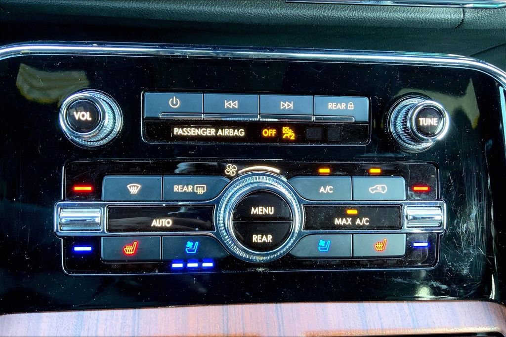 Used 2023 Lincoln Navigator Reserve image 37
