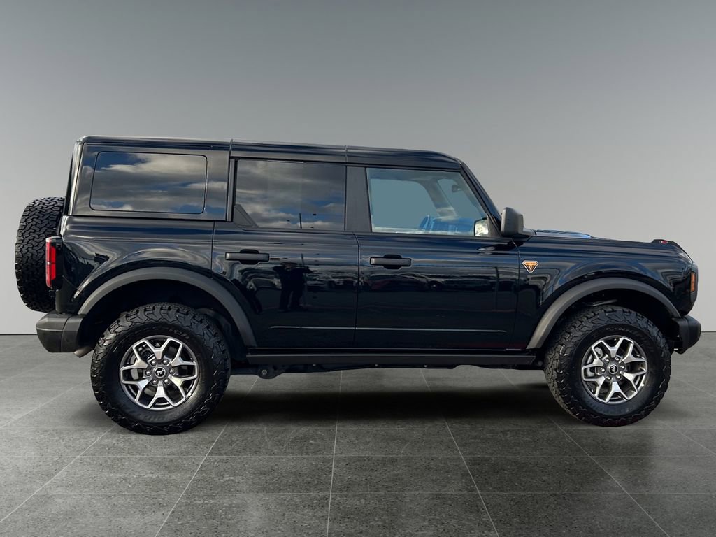 Used 2025 Ford Bronco Badlands AWD/4WD image 9
