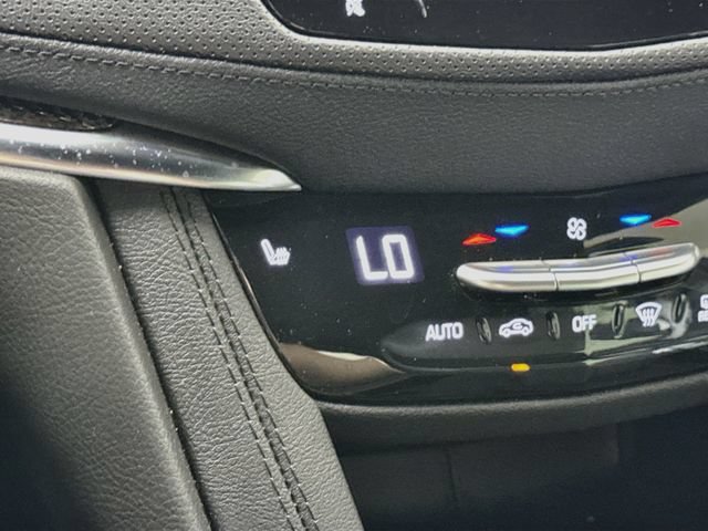 Used 2025 Cadillac XT5 Sportv w/ Technology Package AWD/4WD image 22