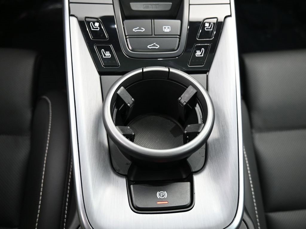 Used 2024 Porsche 911 Carrera S image 20