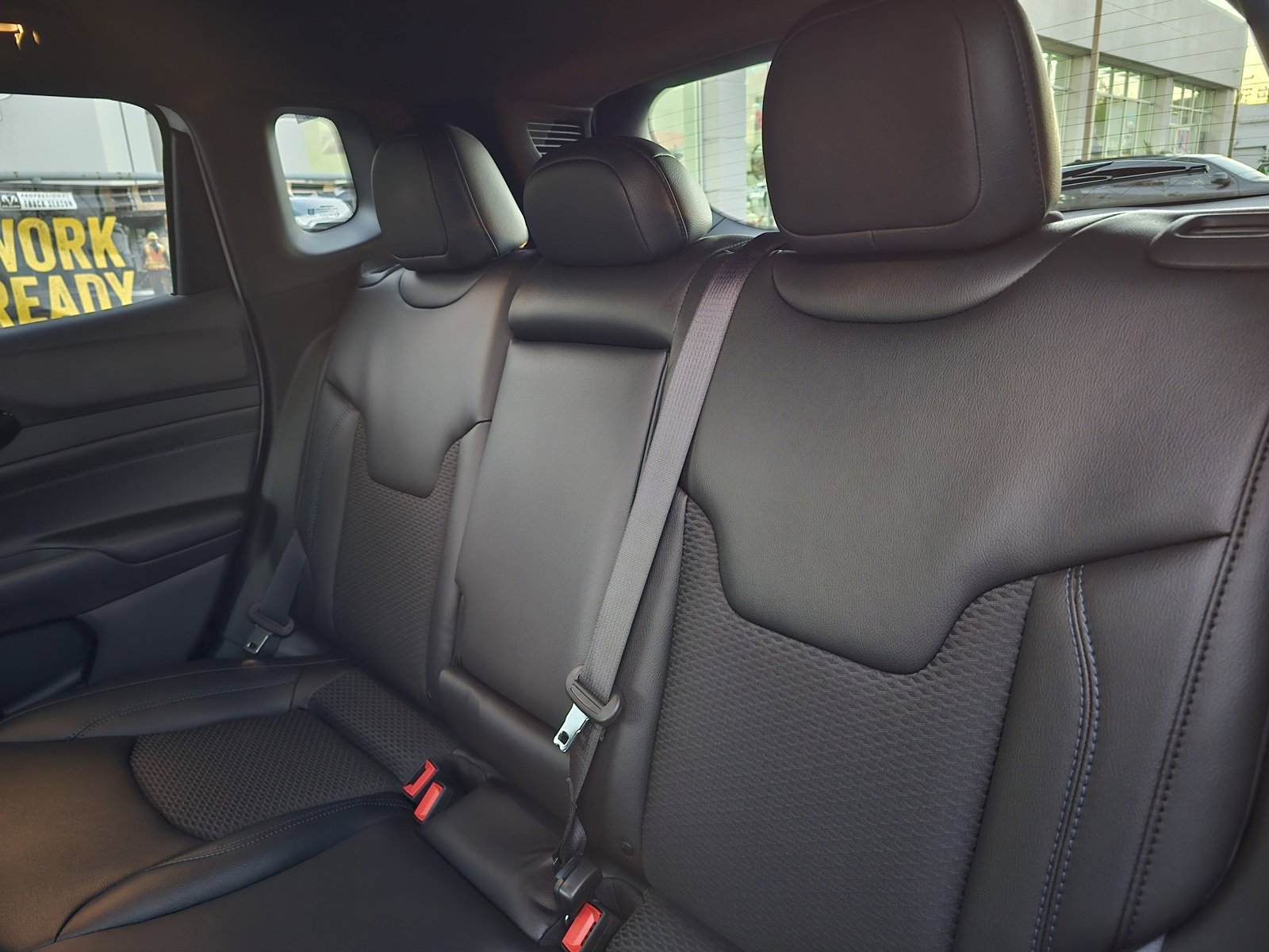 New 2026 Jeep Compass Latitude image 24