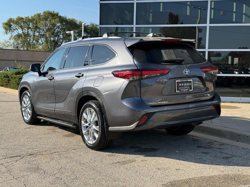 Used 2023 Toyota Highlander Limited AWD/4WD image 5