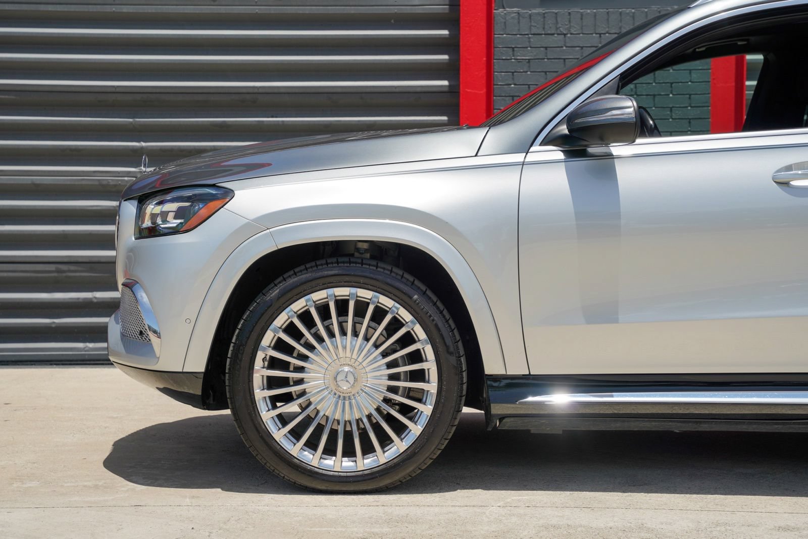 Used 2021 Mercedes-Benz Maybach GLS 600 4MATIC image 10