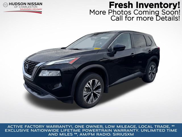 Used 2023 Nissan Rogue SV image 1
