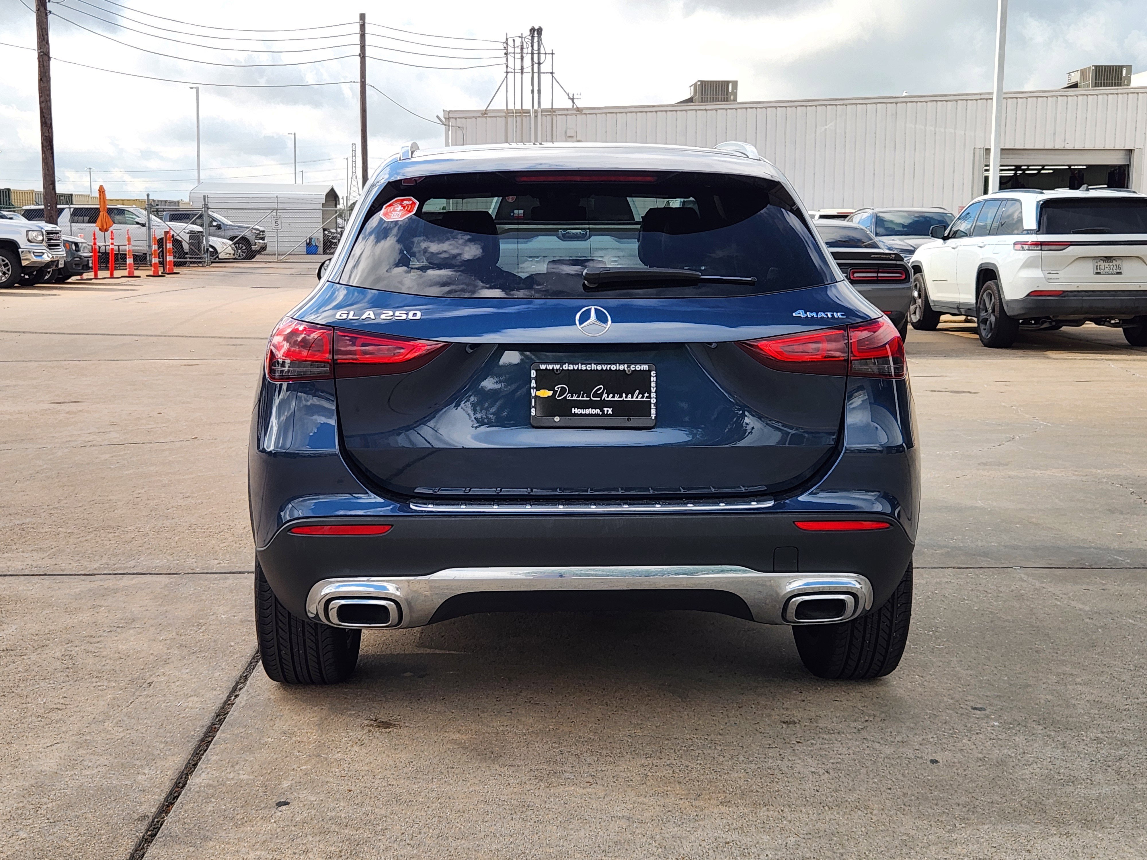 Used 2023 Mercedes-Benz GLA 250 4MATIC image 7