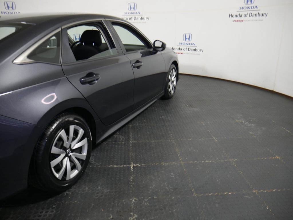 Used 2024 Honda Civic LX image 5