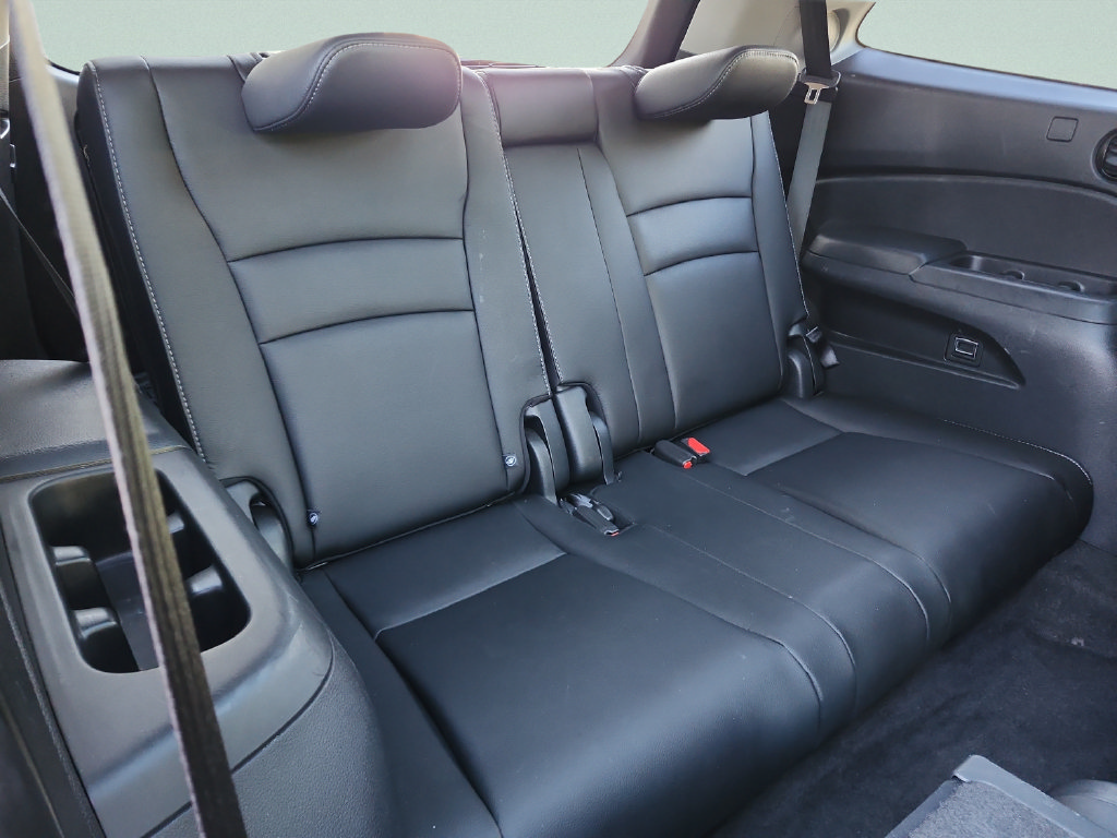 Used 2017 Honda Pilot Elite image 37