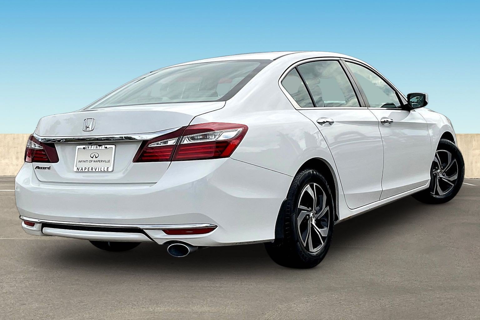 Used 2016 Honda Accord LX image 5
