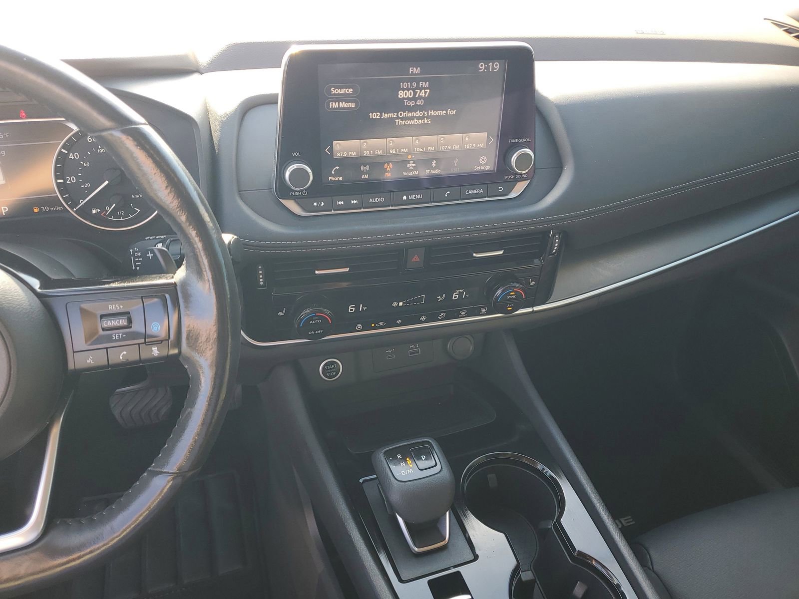 Used 2021 Nissan Rogue SV w/ Premium Package FWD image 23