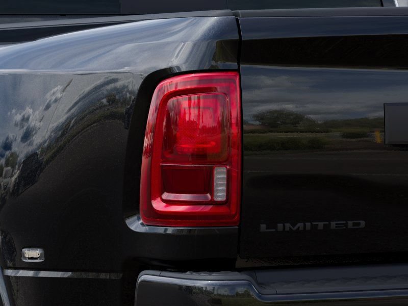 New 2026 RAM 3500 Limited AWD/4WD image 10
