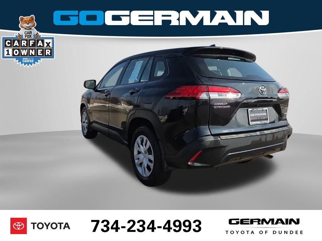 Used 2023 Toyota Corolla Cross L image 10