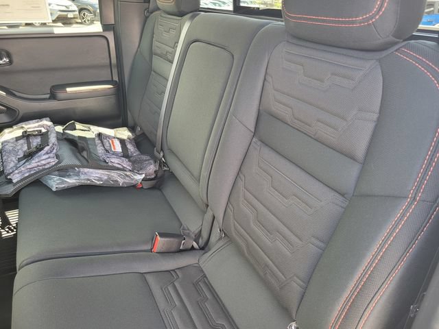 Used 2025 Nissan Frontier PRO-4X w/ Interior Protection Package AWD/4WD image 13