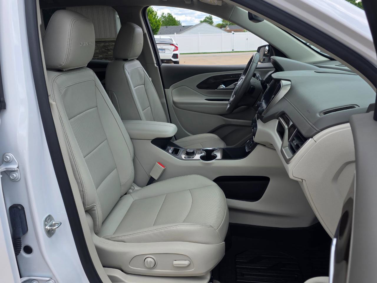Used 2020 GMC Terrain Denali w/ LPO, Floor Liner Package AWD/4WD image 27