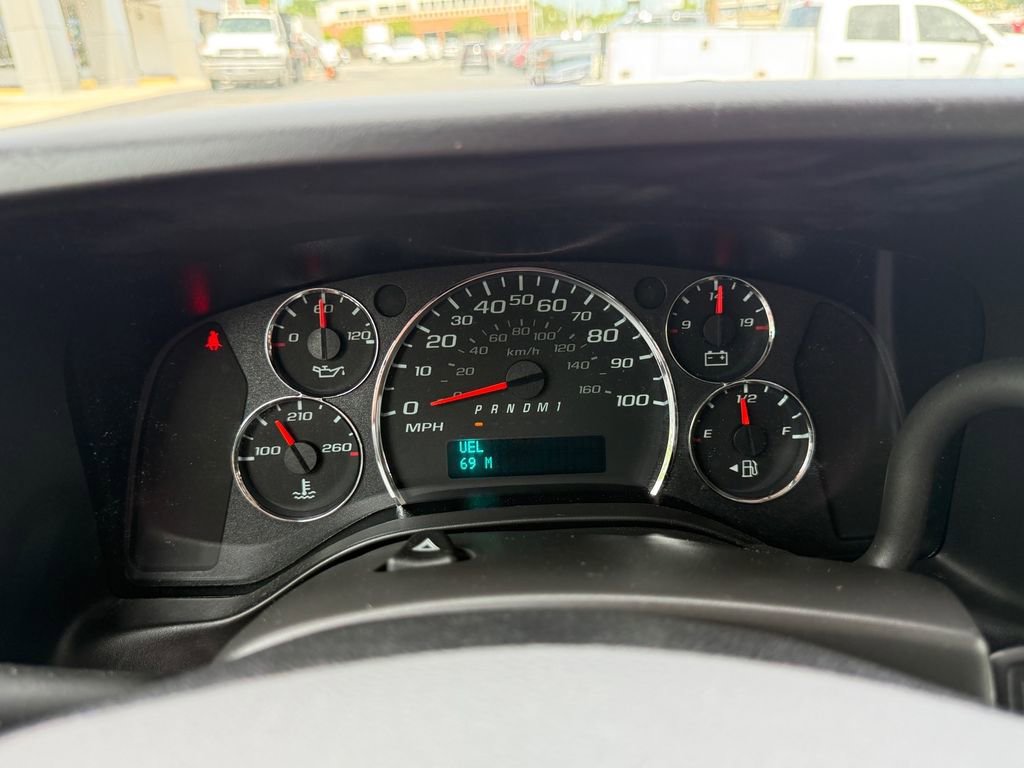 Used 2023 GMC Savana 2500 w/ Driver Convenience Package RWD image 23