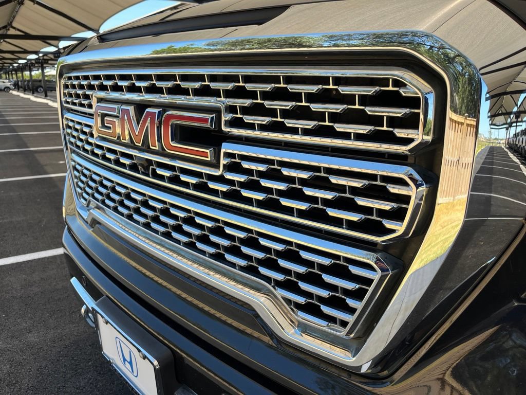 Used 2020 GMC Sierra 1500 Denali w/ Technology Package AWD/4WD image 17