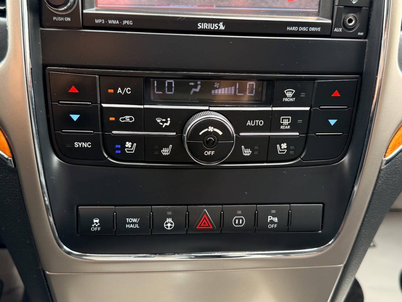 Used 2012 Jeep Grand Cherokee Overland AWD/4WD image 39