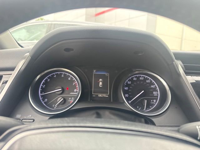 Used 2020 Toyota Camry SE FWD image 11