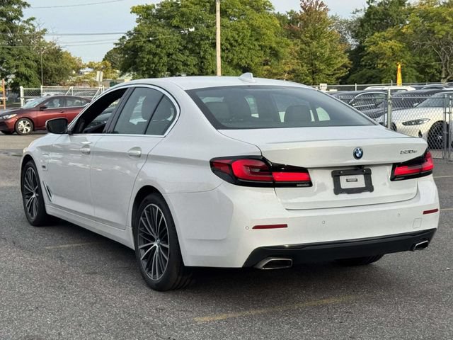 Used 2023 BMW 530e RWD image 8