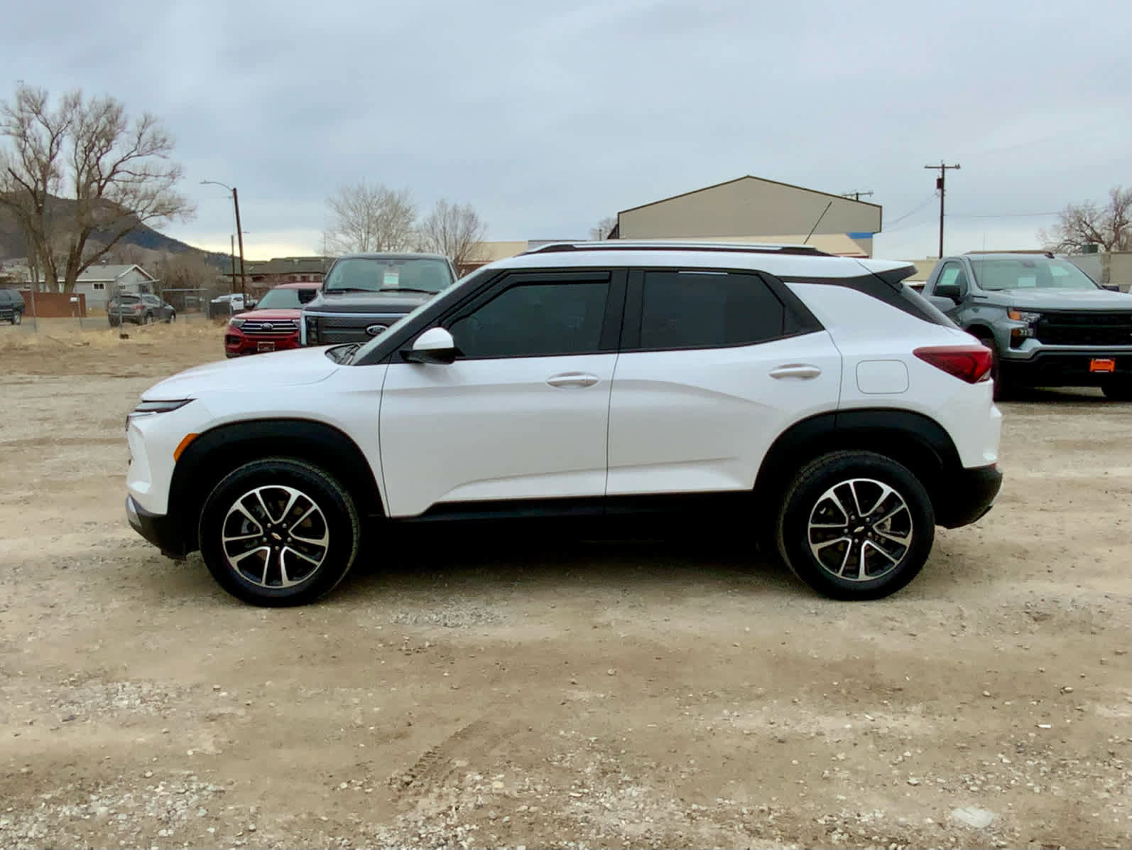 Certified 2024 Chevrolet TrailBlazer LT w/ Convenience Package image 2