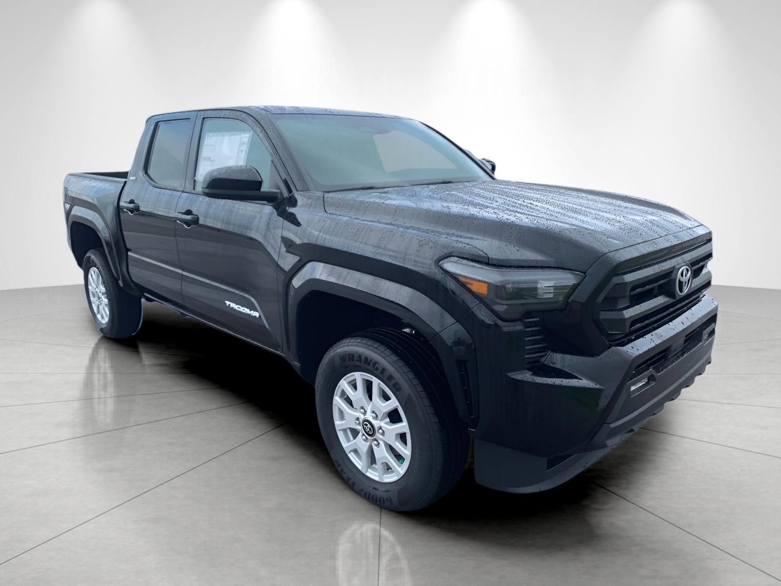 New 2025 Toyota Tacoma SR5