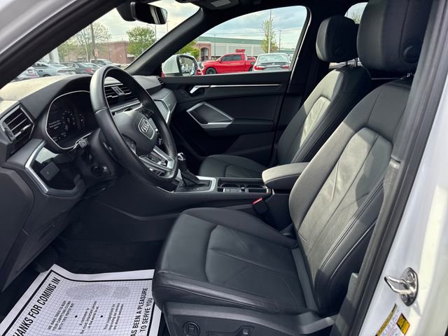 Used 2022 Audi Q3 2.0T Premium w/ Convenience Package AWD/4WD image 9
